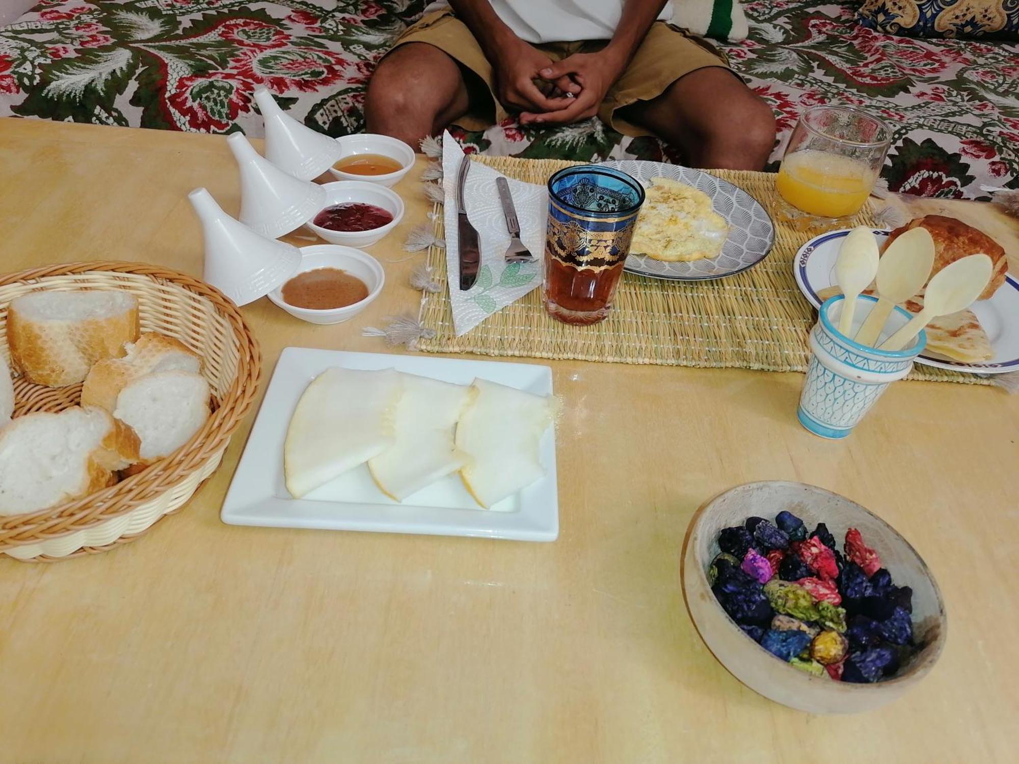 Hostel Dar Sahrawi *