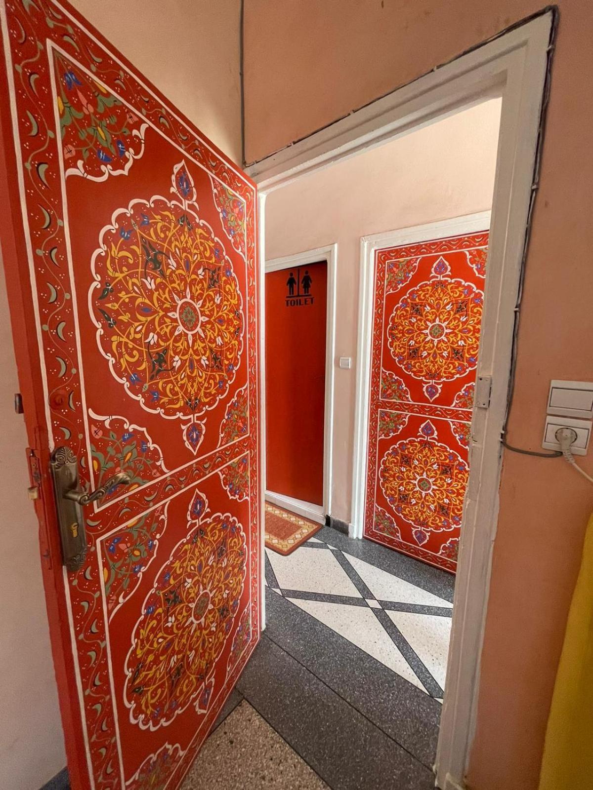 Dar Sahrawi Hostel *
